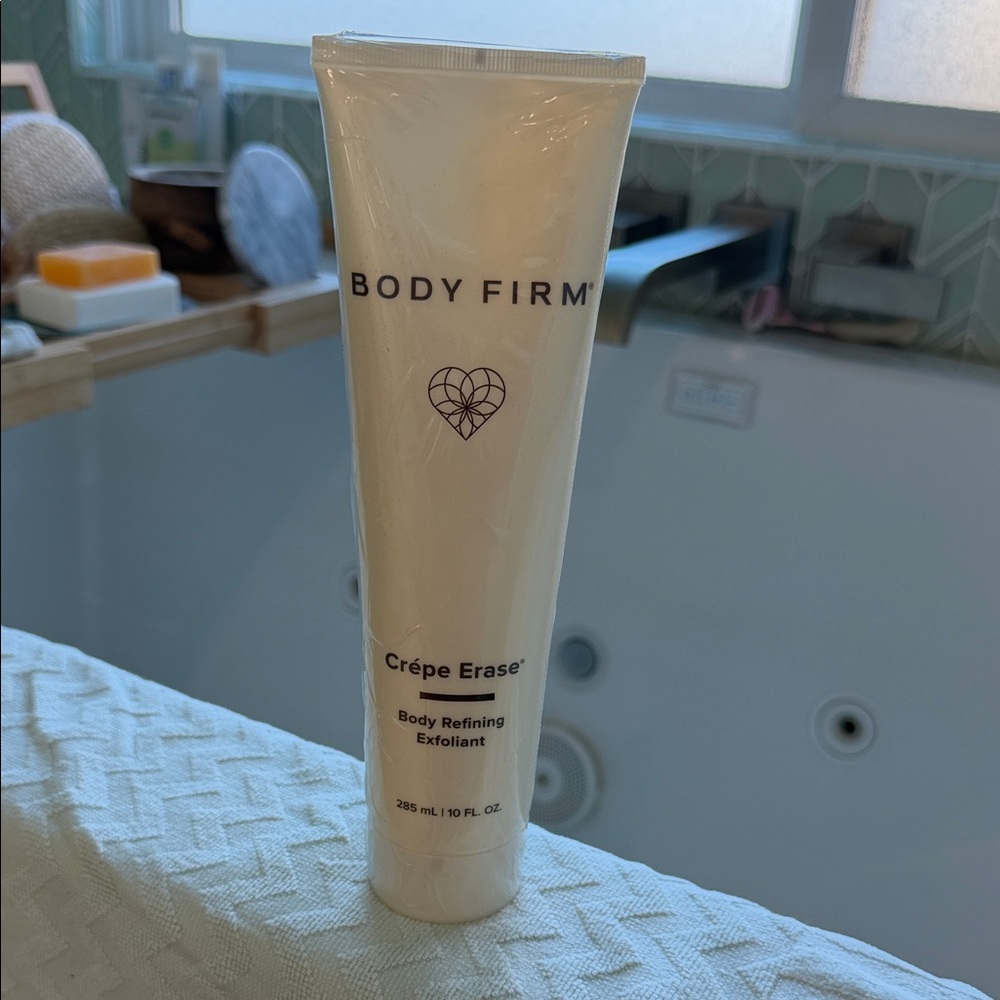 NWT Body Firm Crepe Erase Body Refining Exfoliant
